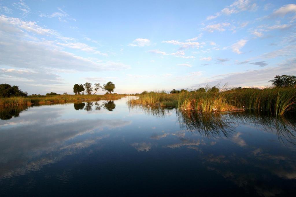 Nkasa Lupala Tented Lodge Sangwali ภายนอก รูปภาพ