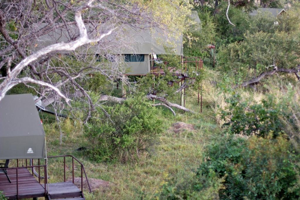 Nkasa Lupala Tented Lodge Sangwali ภายนอก รูปภาพ