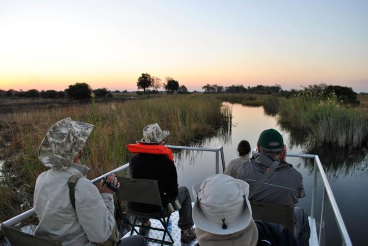 Nkasa Lupala Tented Lodge Sangwali ภายนอก รูปภาพ